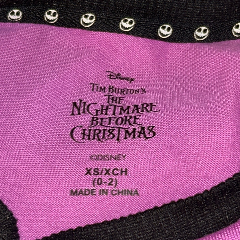 TIM‎ BURTON’S The Nightmare Before Christmas Scream Queen Nightshirt Night Gown - Picture 11 of 12